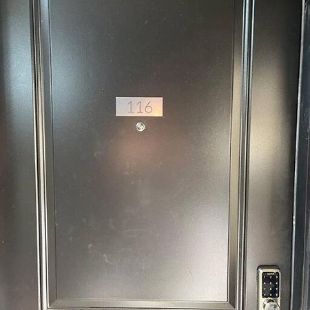 Lovely One Bedroom Condo With Free Parking Niagara Falls Exterior photo